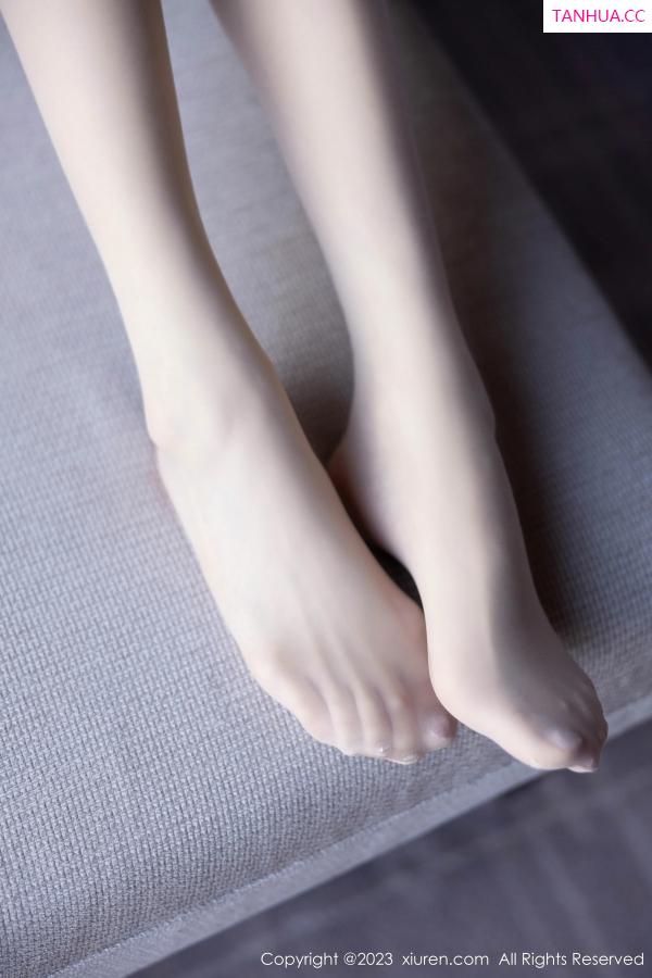 程程程  [XiuRen]高清写真图 2023.10.10 No.7488 程程程- 清纯美腿第54张图片